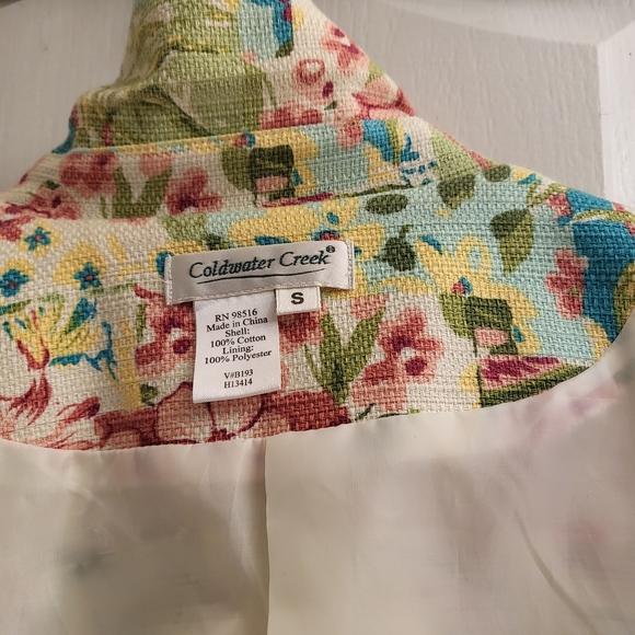 Coldwater Creek Multicolor Floral Jean Jacket Pre-own - Picture 5 of 6